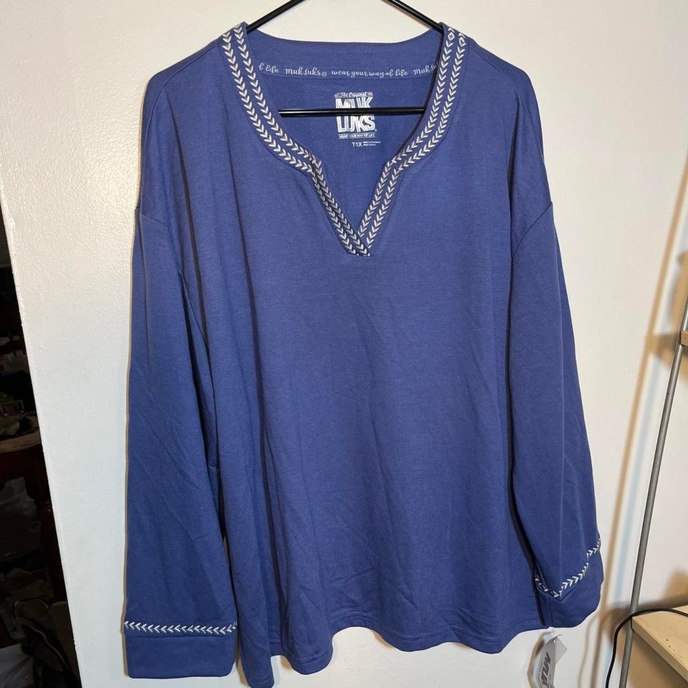 NWT!!! Muk Luk Blue long sleeve shirt